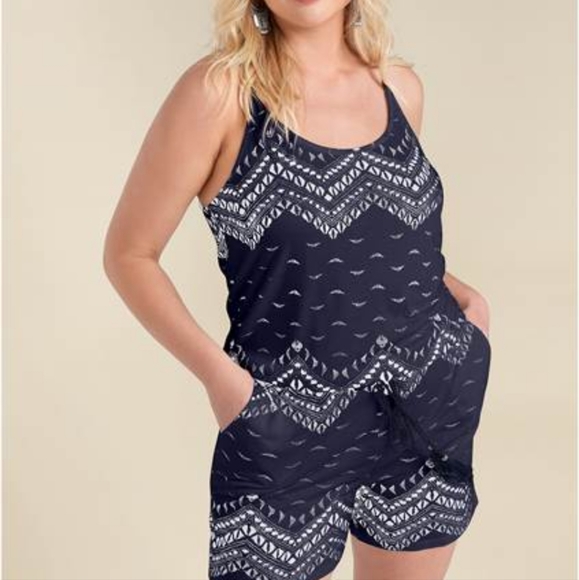 NWT VENUS ROMPER 2X - Picture 1 of 2
